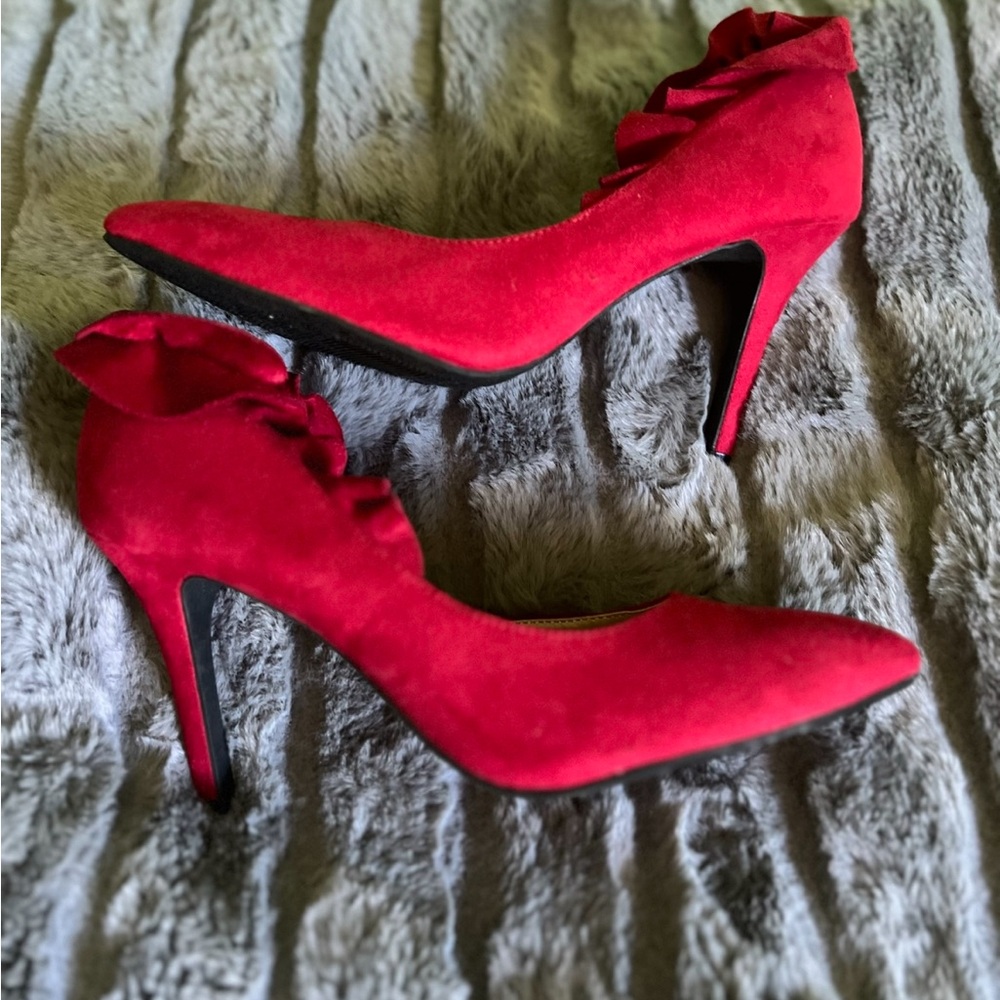 Women's Red Ruffle Heels - Picture 3 of 3